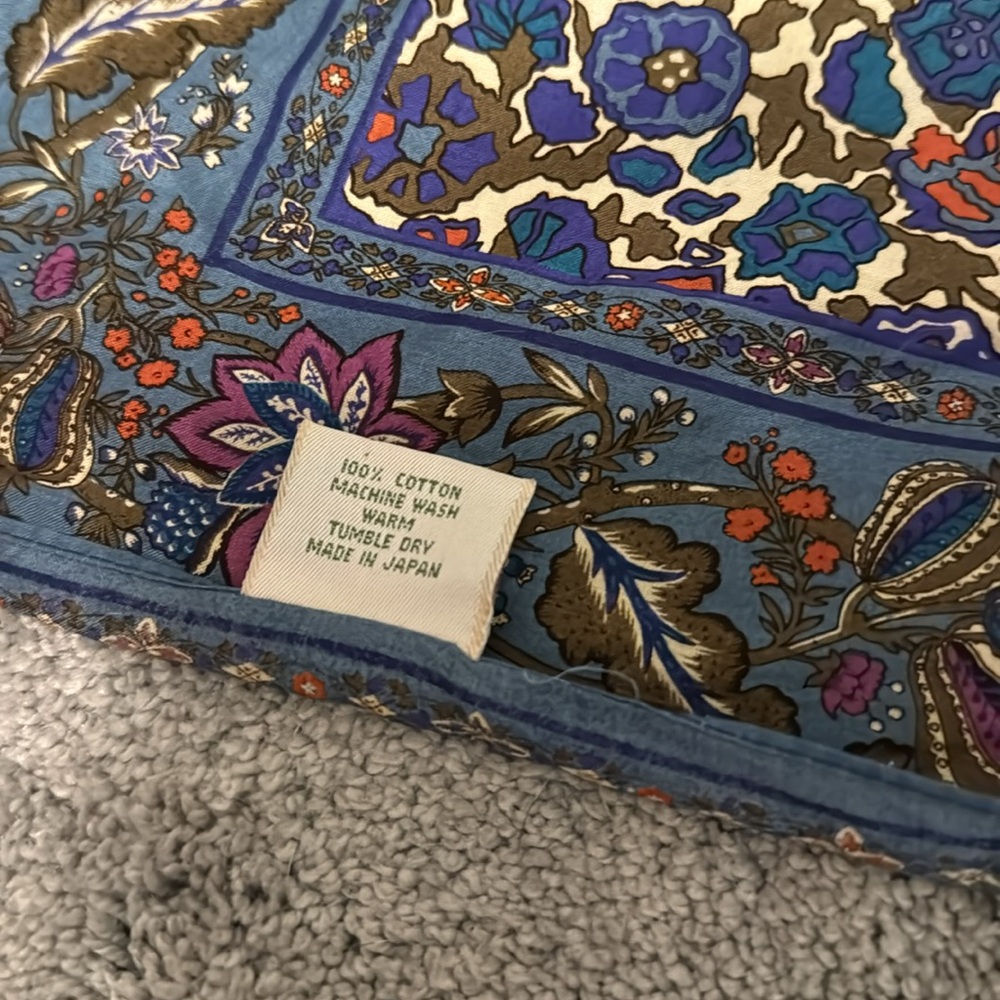 Vintage Banana Republic Cotton Bandana - Picture 4 of 4